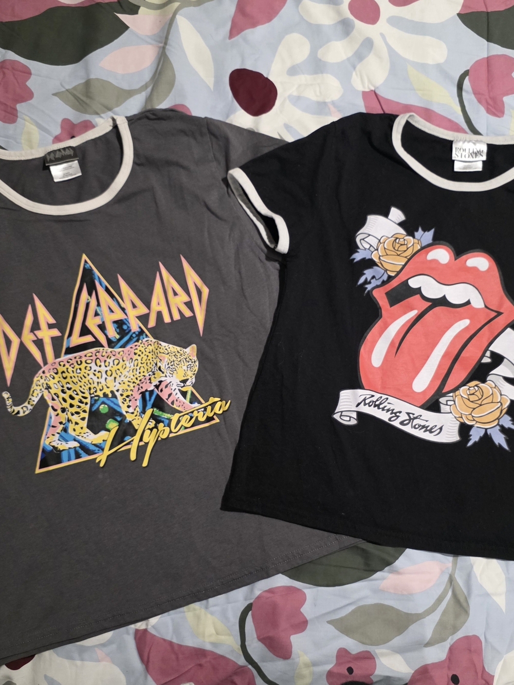 Def Leppard, Rolling Stones Licenced Graphic Tees One Size Large One Size Small.